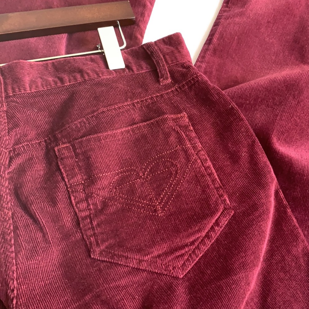 Cranberry Roxy Corduroy Pants Size 9 .